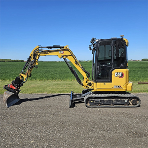 Mini-excavatrice CAT 302.7 CR la plus vendue, 2,8 tonnes, faible nombre d'heures (22,2H), diesel, compacte, avec pince auxiliaire - Product Image 1