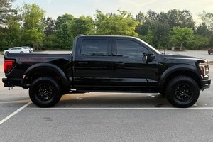 Camioneta Ford F-150 Raptor 2024 Usada en Venta: NextGenOffRoad BeastMode Turbocharged PowerLegend - Product Image 3