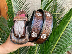 Ceintures en cuir de vachette unisexes élégantes de style occidental, taillées à la main, en acier à haute teneur en laiton, design de cowboy vintage à la mode personnalisé - Product Image 2