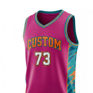 Uniforme de Baloncesto Personalizado Unisex, Camiseta Deportiva de Malla Transpirable Sublimada con Nombre, Número e Identidad del Equipo, Pantalones Cortos 100% - Product Image 3