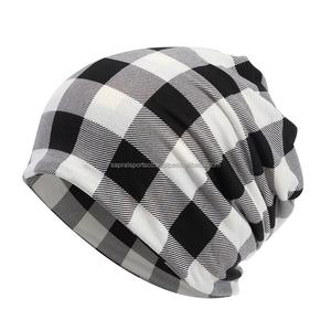 Venta al por mayor adultos Beanie 100% algodón personalizable cómodo invierno cálido al aire libre y ropa de compras - Product Image 1