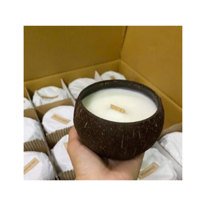 Ilumina tu espacio con velas de cáscara de coco donde el encanto ecológico se encuentra con velas cálidas de cáscara de coco de alta calidad - Product Image 1