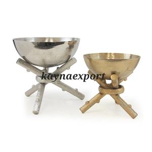 Ensemble de vaisselle de fête moderne et écologique en aluminium avec support doré pour servir des dattes et des fruits secs - Product Image 6