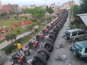 Maximice la eficiencia de la granja con el tractor Massey Ferguson MF 385 que ofrece un rendimiento confiable de potencia de 85HP para la agricultura paquistaní - Product Image 3