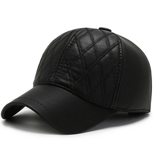 Casquette unisexe formelle à 6 panneaux en toile, respirante et imperméable, à visière plate, non structurée, avec sangle en cuir et logo. - Product Image 1