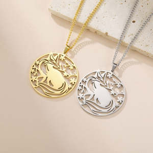 Pendentif Charme Renard Creux Plaqué Or en Argent Sterling 925 avec Moissanite, Collier Mini Fleur Vintage, Bijoux Cadeaux pour Femmes et Hommes - Product Image 3