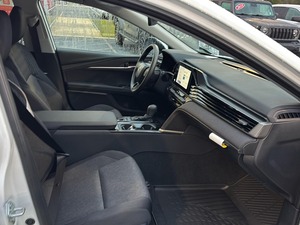 Camriis en Blanco, Modelo 2026, Precio de Descuento por Venta al Por Mayor, Camryss FWD Gasolina 2.0l 2.5l Híbridos, LISTO PARA ENVIAR - Product Image 3