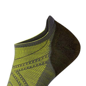 Calcetines informales de entrenamiento de otoño para hombre, logotipo personalizado, calcetines ligeros de LICRA/poliéster Jacquard con tecnología de alta calidad al por mayor - Product Image 4