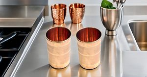 Juego de 2 Vasos de Cobre Ecológicos de 300 ml Reutilizables para Almacenar Agua Potable con Beneficios para la Salud de la Ayurveda de Lujo - Product Image 4