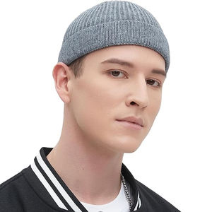 Vente en gros de bonnet personnalisé, bonnet d'hiver en tricot, bonnet tricoté élégant avec broderie de logo pour les acheteurs de marques de vêtements - Product Image 1