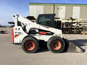 Minicargadora S850 con Orugas a Mitad de Precio, con EROPS y Orugas en Buen Estado, Lista para Trabajar, Sin Fugas ni Problemas Conocidos - Product Image 3