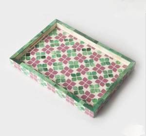 Plateau de service écologique coloré avec incrustation d'os et de résine, personnalisé pour la cuisine, la vaisselle de petit-déjeuner, le service et le rangement. - Product Image 3