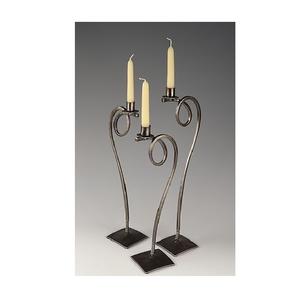 Porte-bougie chauffe-plat en métal de qualité supérieure, conçu pour offrir une lumière douce et stable, et rehausser les espaces chaleureux avec un charme radiant et chaleureux. - Product Image 1