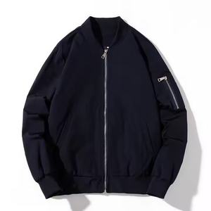 Blouson aviateur à logo personnalisé pour hommes Four Seasons OEM Logo brodé au design personnalisé Logo uni Hommes Femmes Manteau Vol extérieur - Product Image 5