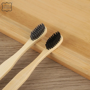 Brosse à dents en bambou super douce écologique pour adultes sans BPA avec poils souples biodégradables à usage domestique - Product Image 3