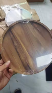 Assiettes en bois fabriquées à la main pour toutes les occasions par l'artisanat du croissant - Product Image 3