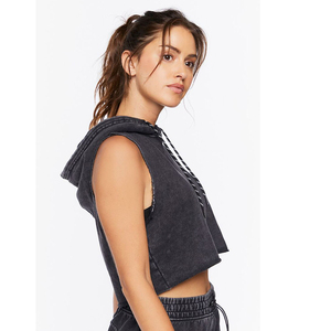 Prix bon marché vente en gros de survêtement GYM en coton blanc pour femmes, manches longues, crop top, sweat-shirt, LOGO personnalisé, sweats à capuche courts - Product Image 1