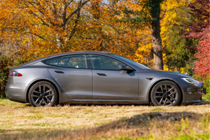 Vehículo Usado a Precio Accesible - Volante a la Izquierda |   Volante a la derecha |   TESLA MODEL S Plaid 2021 con 4600 millas de kilometraje - Product Image 2