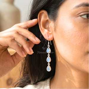Boucles d'oreilles pendantes en pierre de lune arc-en-ciel, bijoux en argent sterling 925 en forme de goutte, accessoire nuptial pierre de naissance de juin - Product Image 4
