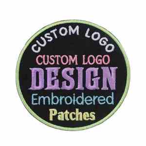 Vente en gros de patchs brodés en sergé 3D personnalisés écussons de créateur thermocollants appliqués pour vêtements et chapeaux personnalisés en tissu - Product Image 5