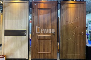 Portes composites et ABS de haute qualité du Vietnam Fabrication de portes Deewoo Variété Modèle Prix Produits de bonne qualité - Product Image 3
