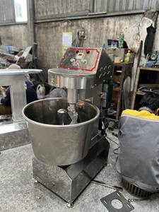 Batidora 10Kg con armario electrico 2 Panadería 1180x560x1100 1 Año De Garantia 20V/380V Top Nuevo Estado 3 Kw/h. Vietnam - Product Image 3