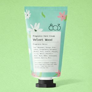 Crème pour les mains à l'acide hyaluronique parfumée avec un parfum de voile blanc Fabriquée en Corée Emballage en tube pour femmes - Product Image 3