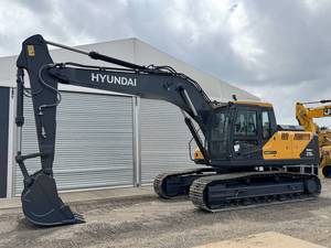 Excavatrice sur chenilles Hyundai Robex 215L d'occasion, modèle Smart X Plus, pelle hydraulique, machine de terrassement sur chenilles, 38 tonnes, boîte de vitesses, moteur - Product Image 3