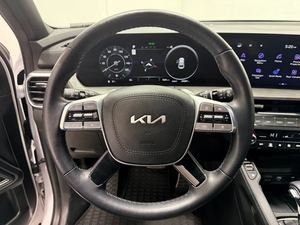 Kia Telluride SX X-Line AWD d'occasion 2024 - Product Image 6