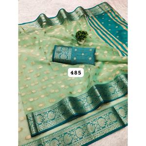 ผ้าส่าหรีผ้าไหมสำหรับงานปาร์ตี้ที่ออกแบบมาให้ดูหรูหราพร้อมการปักและตกแต่งเพื่อความสวยงามสำหรับการจัดหาทั่วโลก - Product Image 2