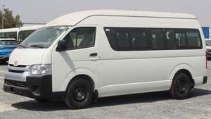 Nueva Toyota Hiace 2025 de Techo Alto, Motor Diésel 2.5L, Estilo Clásico, Emisión Euro 6, Transmisión Manual, 9+ Plazas, Volante a la Izquierda, Blanca - Product Image 2