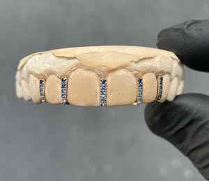 Moissanite en argent personnalisé Diamant Grillz Shine Bright avec Bling glacé pour les batailles de rap, les clips et la mode streetwear - Product Image 2