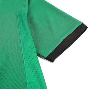 Maillot de football personnalisé léger en mesh pour homme, col en V, manches courtes, respirant, séchage rapide, service OEM en gros, production en vrac - Product Image 3