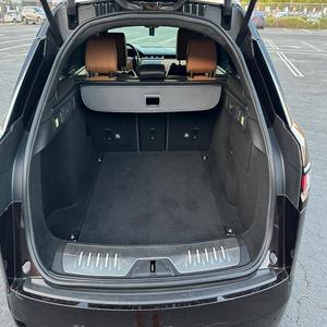 Alerte Offre Exceptionnelle! Range Rover Velar Dynamic Edition 2020 super propre, 542 ch, V8 suralimenté, 4 roues motrices, rouge profond, SUV de luxe - Product Image 5