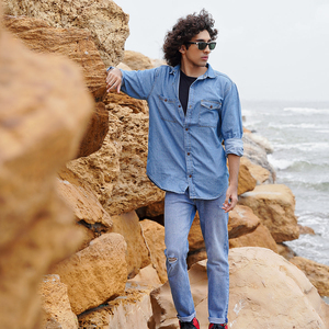 Camisa Vaquera Azul Lavado 100% Algodón para Hombre - Ajuste Cómodo, Diseño Moderno, Cierre de un Solo Botón, Alta Calidad y Duradera - Product Image 4