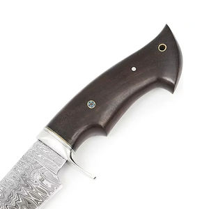 Couteau de chasse en acier Damas à manche gravé en laiton et cuivre couteau de chasse avec cuir de vache vente en gros - Product Image 5