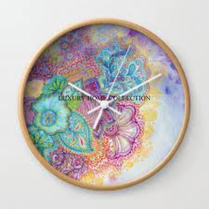 Horloges murales en bois rustiques vintage avec des finitions dégradées et des détails antiques idéaux pour les intérieurs de style ferme - Product Image 2