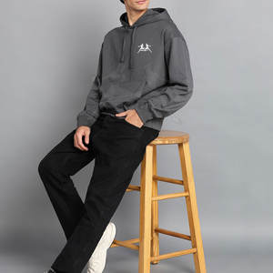 Sudadera con capucha versátil para hombre en material de algodón para uso en interiores y exteriores Sudadera con capucha básica para hombre con algodón hecho - Product Image 4