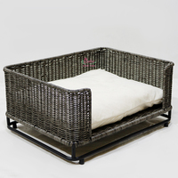 Artex Dong Thap PE mimbre mascota cama elevada gato perro tumbona con marco de metal