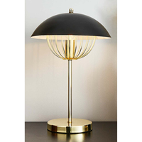 Lampe de table moderne en métal personnalisée pour la maison, chevet et mariage, alimentée par courant alternatif, à bas prix, en vente pour les chambres à coucher