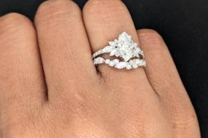 Anillo de Compromiso de Lujo con Moissanita de Corte Marquesa de 1 Ct, Estilo Vintage, Regalo de Aniversario de Bodas, Oro Blanco Sólido de 14k para Mujer - Product Image 3