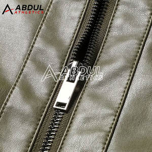 Veste en cuir de qualité supérieure pour hommes avec une finition propre et une coupe moderne pour une tenue quotidienne Veste d'hiver pour hommes - Product Image 3