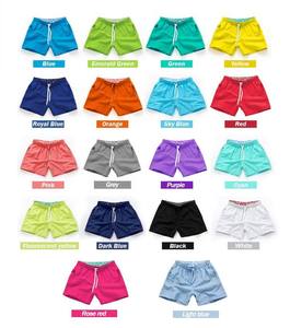 Short de bain personnalisé pour hommes avec taille élastique Vêtements de sport décontractés Maillots de bain Short de bain avec poches pour la natation et les sports nautiques - Product Image 6