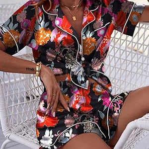 Conjunto de ropa de casa informal para mujer, traje de dormir con pantalones cortos para uso diario - Product Image 3