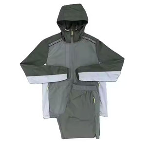 Conjunto corto cortavientos de moda para hombre Look de calle de moda con chaqueta y pantalones cortos - Product Image 5