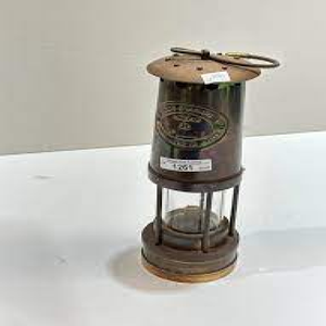 โคมไฟน้ำมันทองเหลืองสีทองทำมือสำหรับตกแต่งงานแต่งงานและบ้าน ปรับแต่งสีได้ คุณภาพดีลักซ์ ราคาขายส่ง - Product Image 2