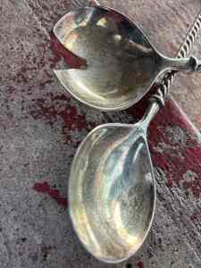 Outil antique fait à la main de salade de serveur de salade d'acier inoxydable pour des restaurants hôtel et ressource fabriqués à la main de l'Inde - Product Image 2