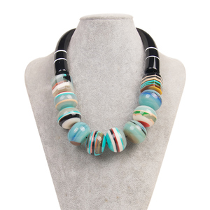 Collar resina epoxi resina colgante collar madera nuevo diseño resina madera colgante personalizado para collar de hombre - Product Image 6