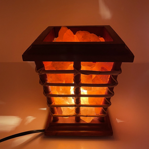 Lampe électrique artisanale, purificateur d'air naturel, ioniseur, morceaux de sel rose de l'Himalaya biologique dans un panier en bois de canne - Product Image 2