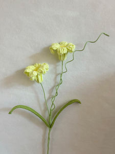 Ramo de Narcisos Puntiagudos en Degradado, Flores Eternas Hechas a Mano con Ganchillo, para Decoración del Hogar, Regalos Festivos y Ramos de Novia - Product Image 5